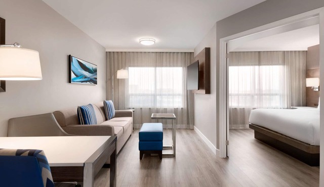 Embassy Suites by Hilton Toronto Airport in Toronto