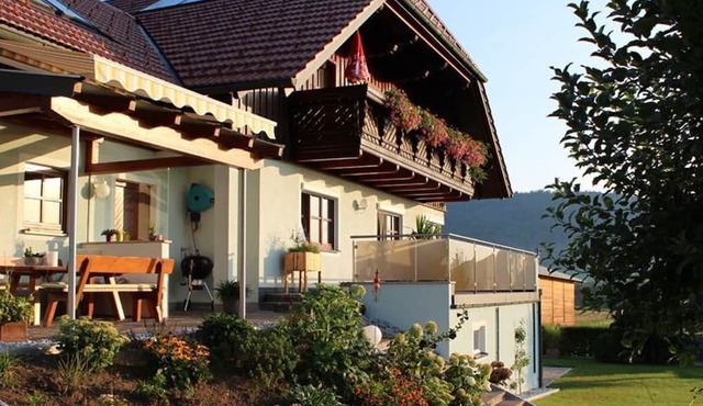 Ferienwohnung Seiringer - Ferienwohnung 2-4 Personen in Abtsdorf