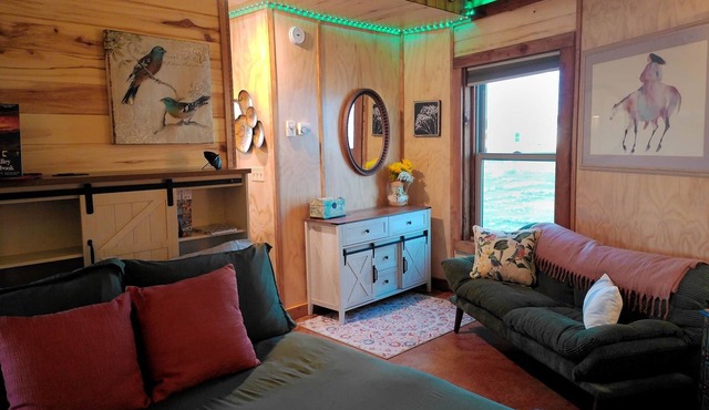 Grain Bin Studio Suite: Unique Stay in the SLV in Moffat
