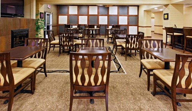 Holiday Inn Express Hotel & Suites Cleburne by IHG in Cleburne