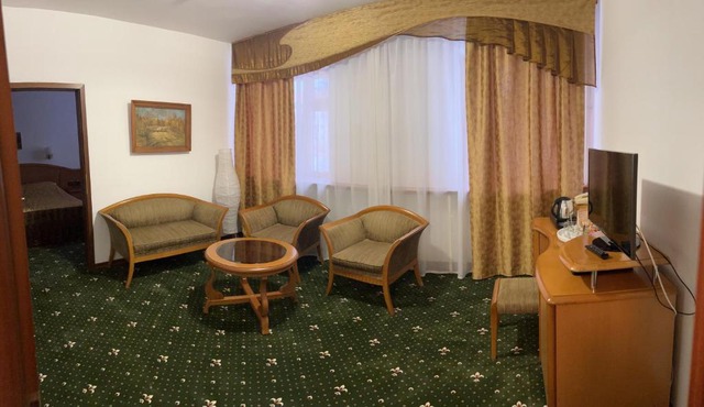 Hotel Adria in Megion