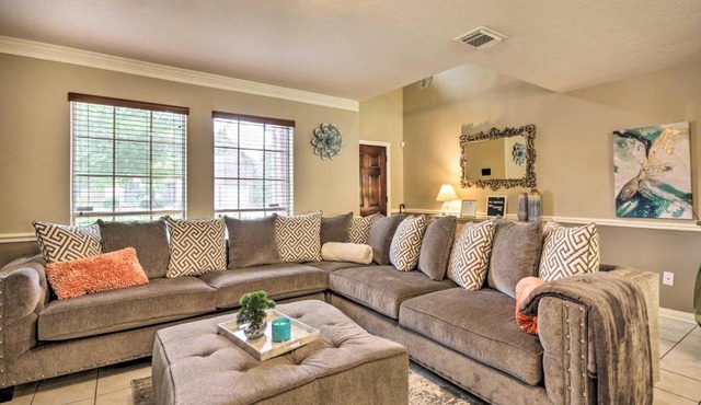Katy Family Home Less Than 30 Miles to Downtown Houston! in Katy