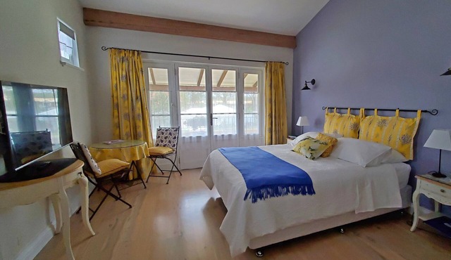 L'Olivette B&B Lavender Room. For 2 Adults Only. Unsuitable for Children. in Nelson Bay