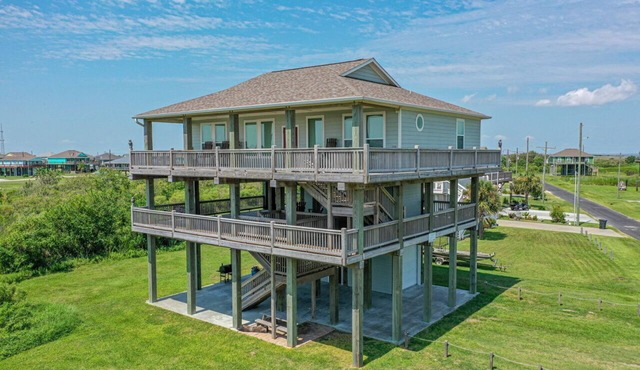 La' Bella Vie - 3 Bedroom - 2 Bath - Sleeps 10 in Crystal Beach
