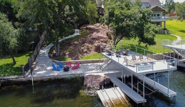 Lakefront home with WiFi, entertainment, dock & lake views - dogs OK in Burnet