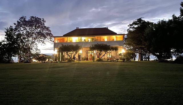 Leconfield House, luxury in the Hunter, Pokolbin, 150yrs in 2022 in Leconfield