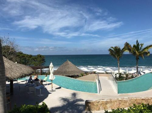 Luxury Modern Punta Mita Condo 3 bdrm, sleeps 8 with Golf access in Punta Mita