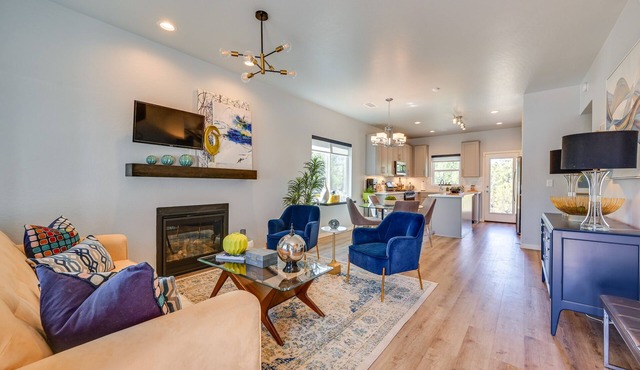Modern Flagstaff Vacation Rental w/2 Living Areas in Flagstaff