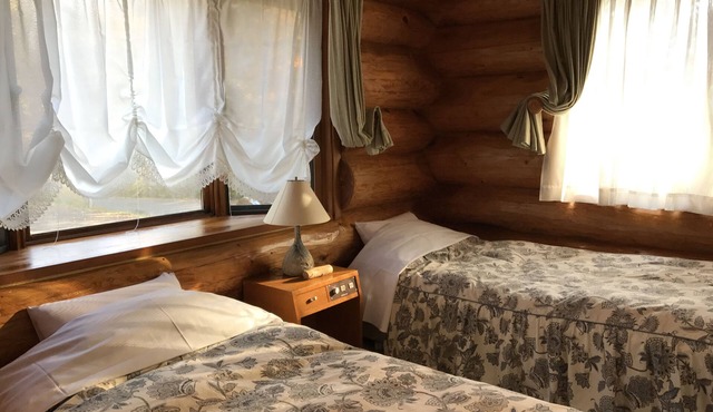 Mori no Log Hotel Kamloops