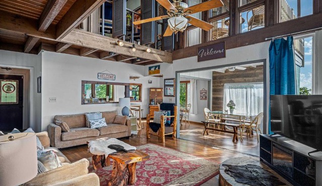 Mountain Retreat Ruby's Roost Home & Loft in Mentone