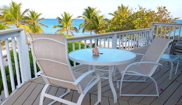 Ocean Odyssey 2000 sq ft 3-bdr 2.5-bath Beachfront Home with Stunning Views! in West End