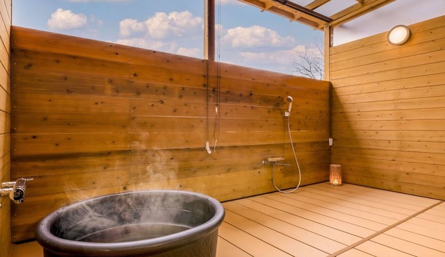 Ooedo Onsen Monogatari Premium Kaga Maruya
