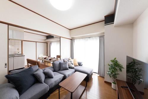 oyadoya gifu201 広さ84平米 名鉄岐阜駅から徒歩12分 1部屋貸切 最大8名可能 子供12歳以下無料