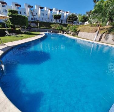 Paraíso Teques, Casa entera con acceso al lago in Tequesquitengo