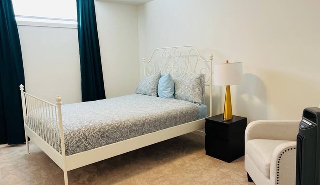 Peaceful and Spacious Family-friendly Basement Suite Next to Fish Creek Park in Calgary