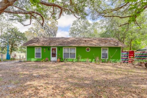 Peaceful Largo Vacation Rental with Sauna and Yard! in Largo