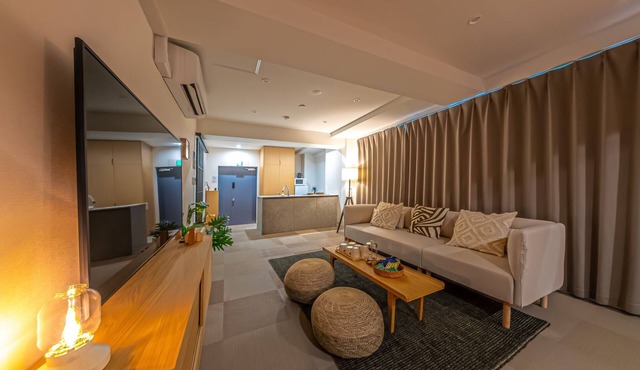 POKA HOTEL AOYAMA SIX/Port Area Tokyo