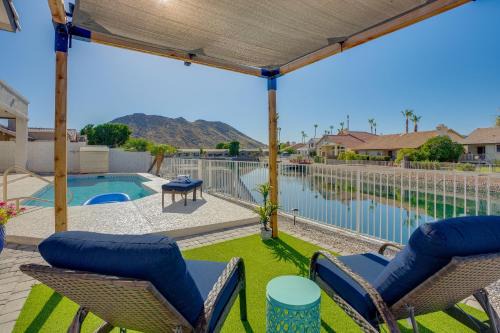 Pool + Lakefront: Upscale Glendale Getaway in Glendale