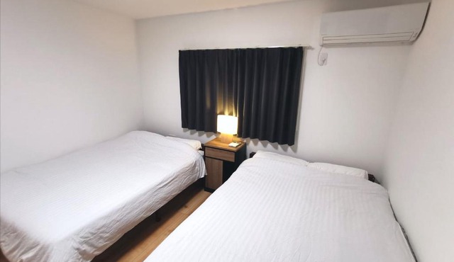 Private Hotel Season Spring