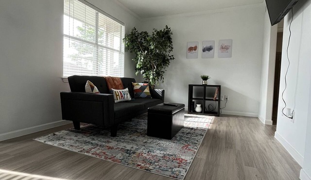 Quiet Stay Near ExxonMobil & St. Luke’s Hospital in Spring