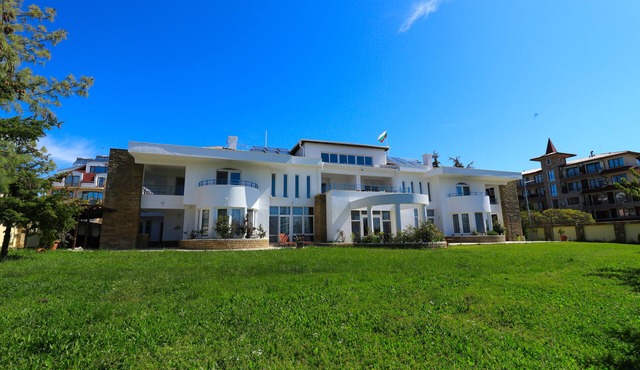 Ravda Residence Villa Classik - The Beautiful Sea View Mansion in Ravda in Ravda
