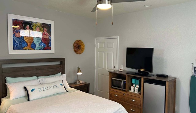 Sandy Toes Studio in Oceano