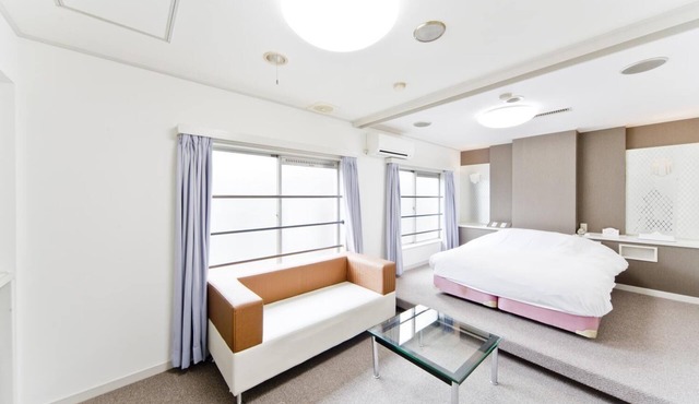 Shinjuku East Hotel