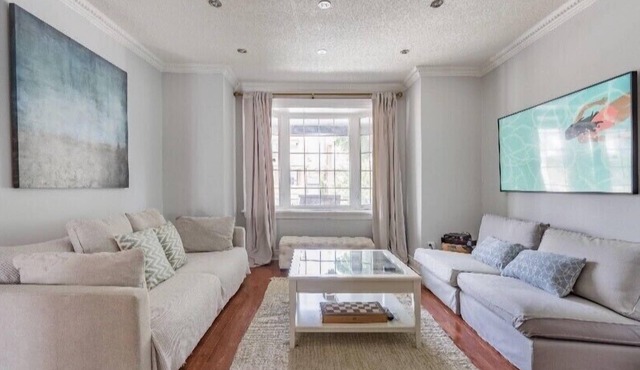 Short term available Family/Work/Friendly Home w/Parking in Toronto