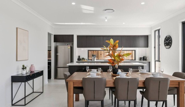 Spacious 6BR Home Near Beach in Victoria Point in Victoria Point