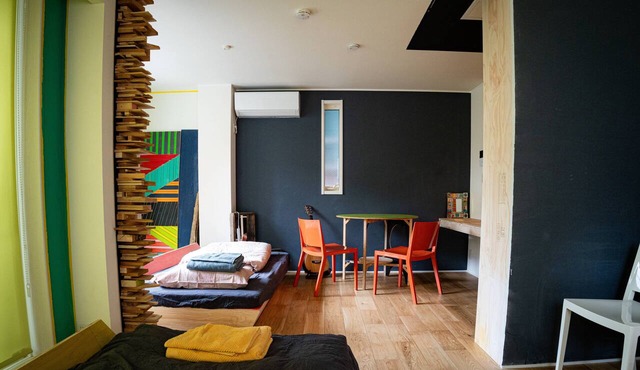 Spacious Artistic Tokyo Apartment - Near Shibuya, Perfect for Families & Groups