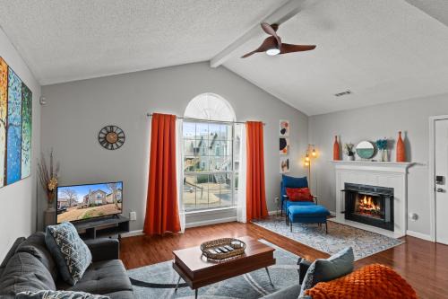 Spacious Corporate Condo - 2bd/2ba in Madison