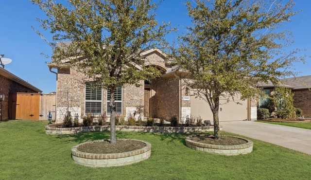 TCH - Spacious 4bd/3ba home in Fort Worth w/Office in Fort Worth