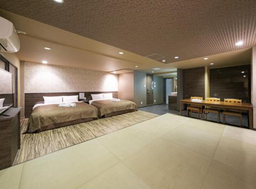 Tomaru House J