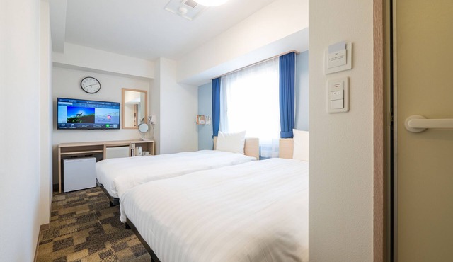Toyoko Inn Yokohama-Eki Nishi-Guchi