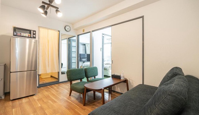 Two-bedroom, 6-minute walk to the Yamanote Line
