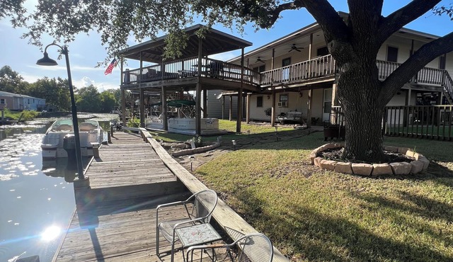 Waterfront Getaway - With Boat Parking and Access to Lake Conroe! in Willis