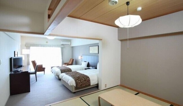 Wisterian Life Club Usami