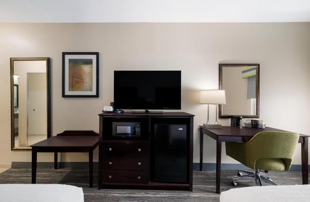 Hampton Inn Marshall 
