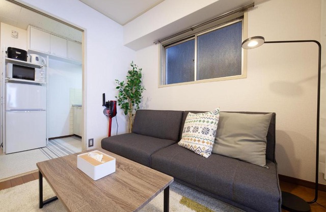 Hojo Building 703