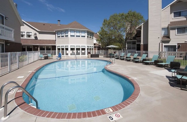 Rare Gem! Onsite Pool, Pet-Friendly Property Close to Cascade Bay Waterpark in Eagan