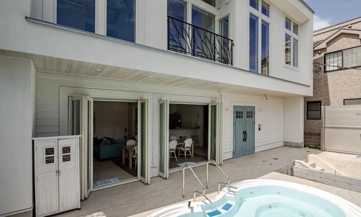Zushi House | Hale Kotsubo