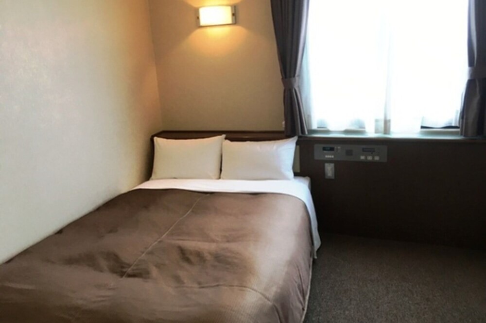 Kuwana House | Great value for couples Smoking semidouble / Kuwana Mie