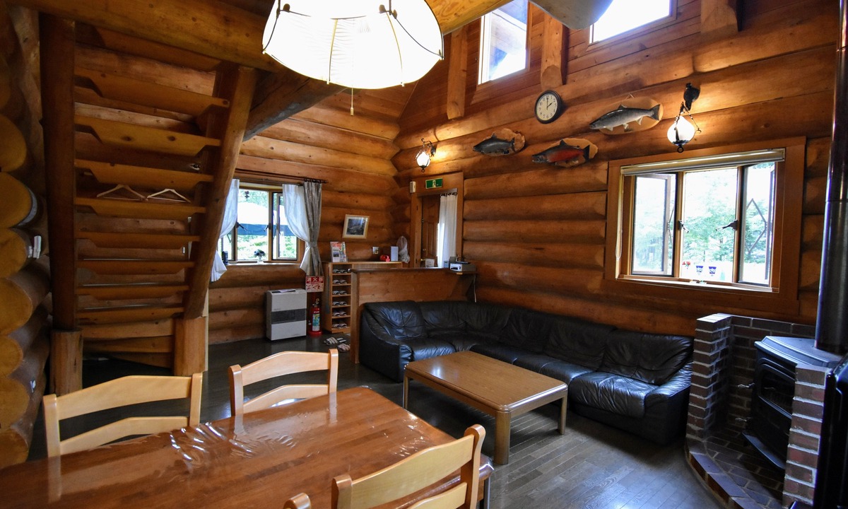 Azumino Cottage | Canadian Log Cottage TAKITARO