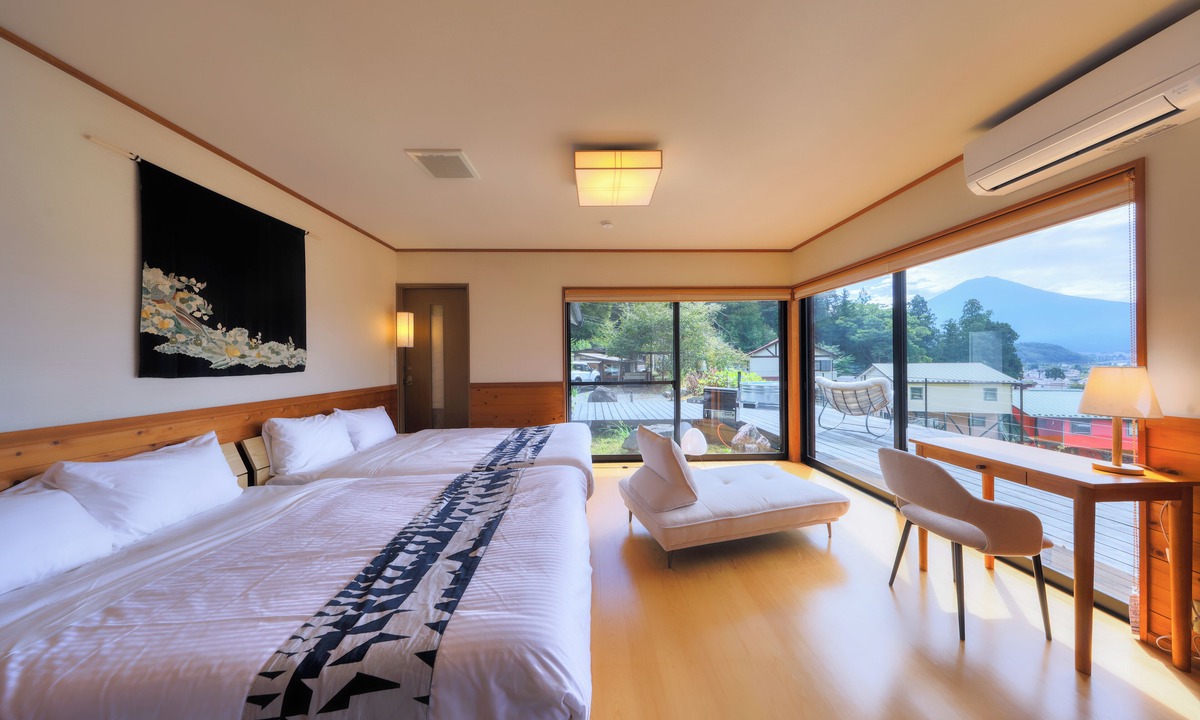 Fujikawaguchiko RV Rental | Retreat Camp Mahoroba