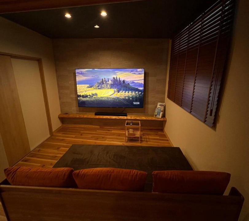 Obama Apartment | 暮らすように泊まる 町家の一棟貸し宿 縁 ENISHI ENISHI Private Machiya Rental to Live Like a Local