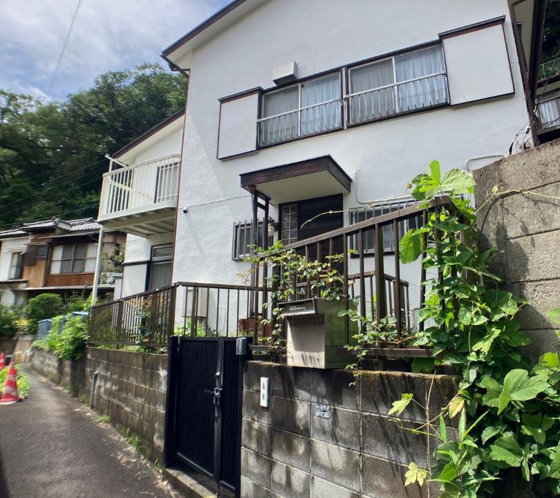 Zushi Apartment | 逗子海岸近く静かな1軒家