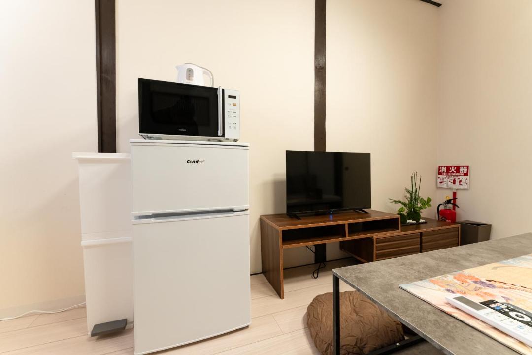 Higashimikuni Apartment | JPtrad 葵 なんばや心斎橋にも直結の8名様まで宿泊可能の広々メゾネット