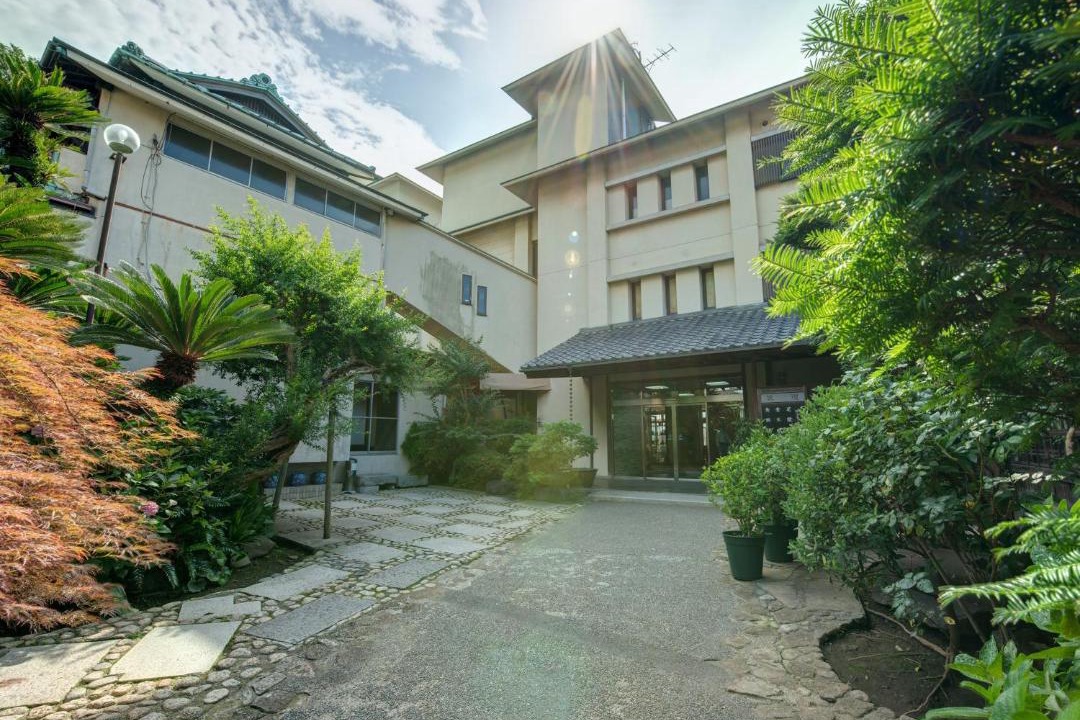 Fujisawa Hotel | Iwamotoro