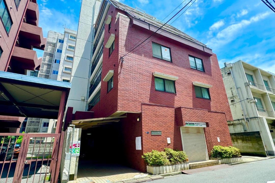 Photo of Buildings in Kamezawa