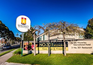 The Waverley International Hotel in Glen Waverley